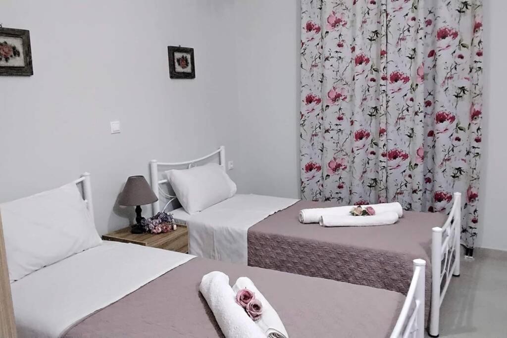 Thea Family Apartments 3 Geni  Екстер'єр фото