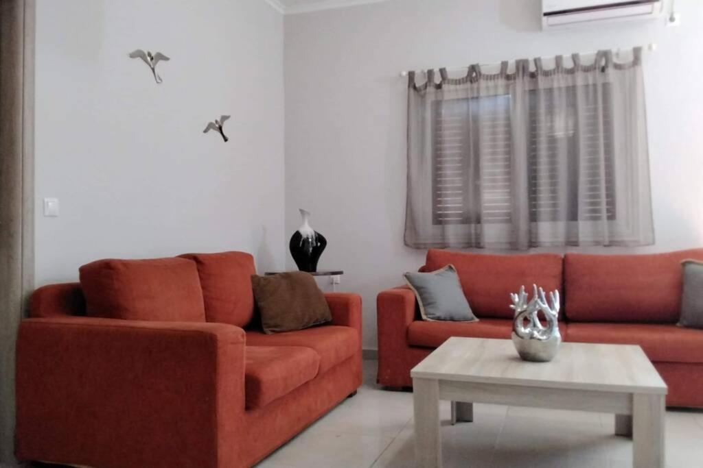 Thea Family Apartments 3 Geni  Екстер'єр фото