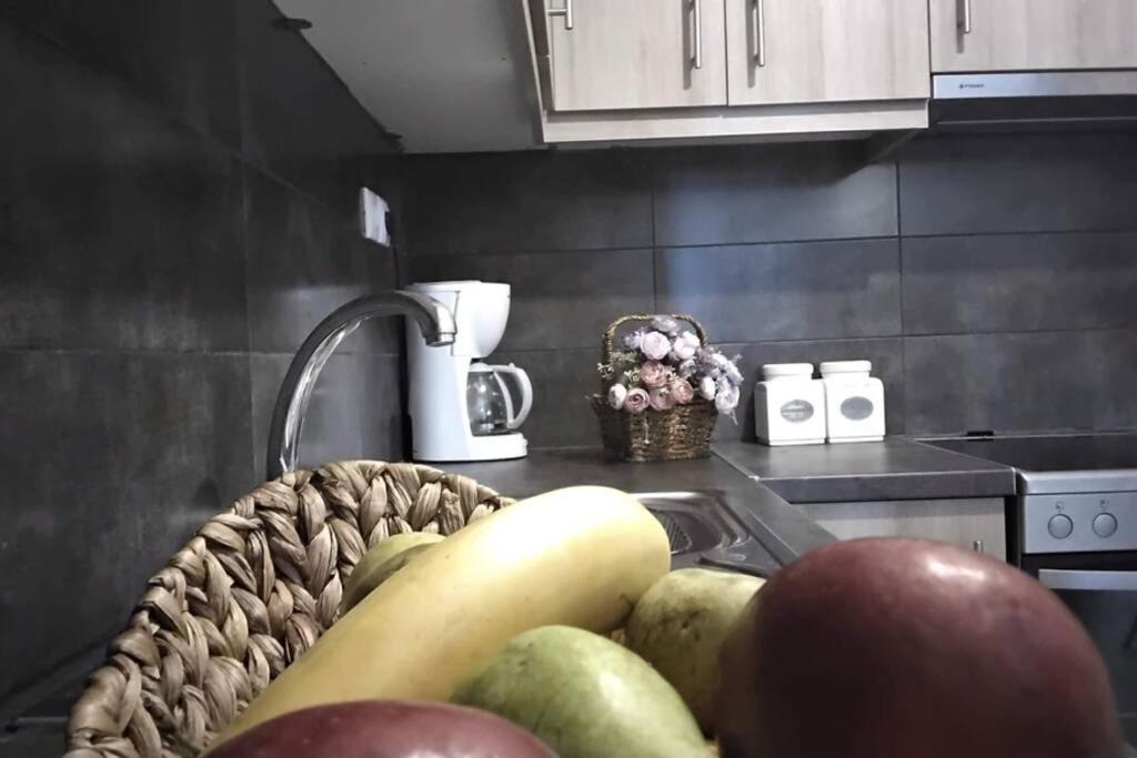 Thea Family Apartments 3 Geni  Екстер'єр фото